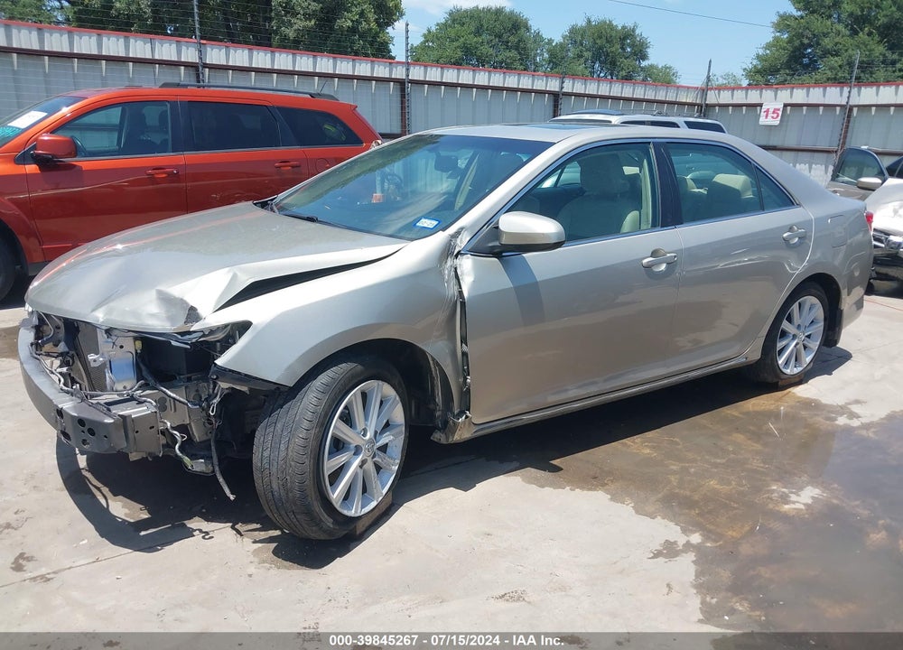 2014 TOYOTA CAMRY XLE VIN: 4T1BF1FK0EU864225