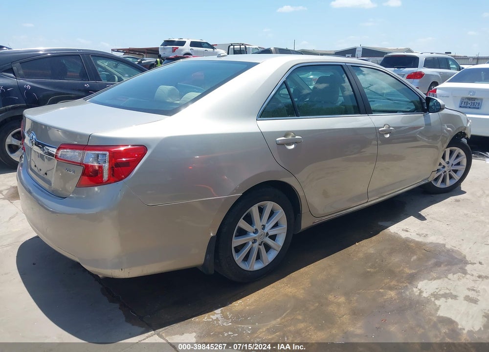2014 TOYOTA CAMRY XLE VIN: 4T1BF1FK0EU864225