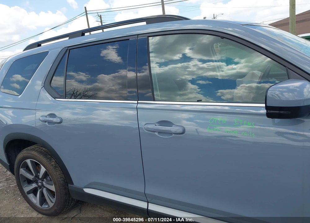 2024 HONDA PILOT AWD ELITE VIN: 5FNYG1H82RB043123