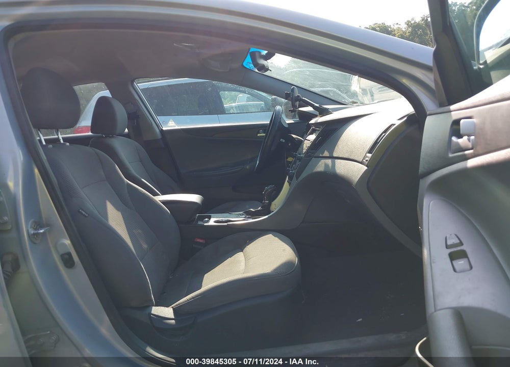 2013 HYUNDAI SONATA GLS VIN: 5NPEB4AC6DH583442