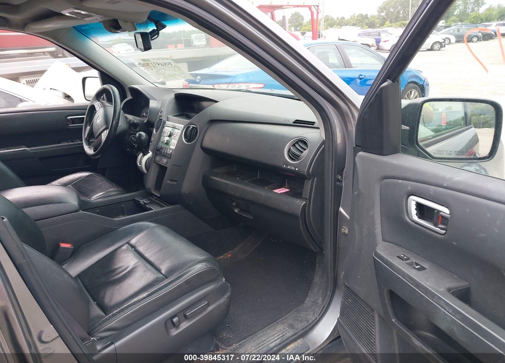 2009 HONDA PILOT EX-L VIN: 5FNYF48519B008440