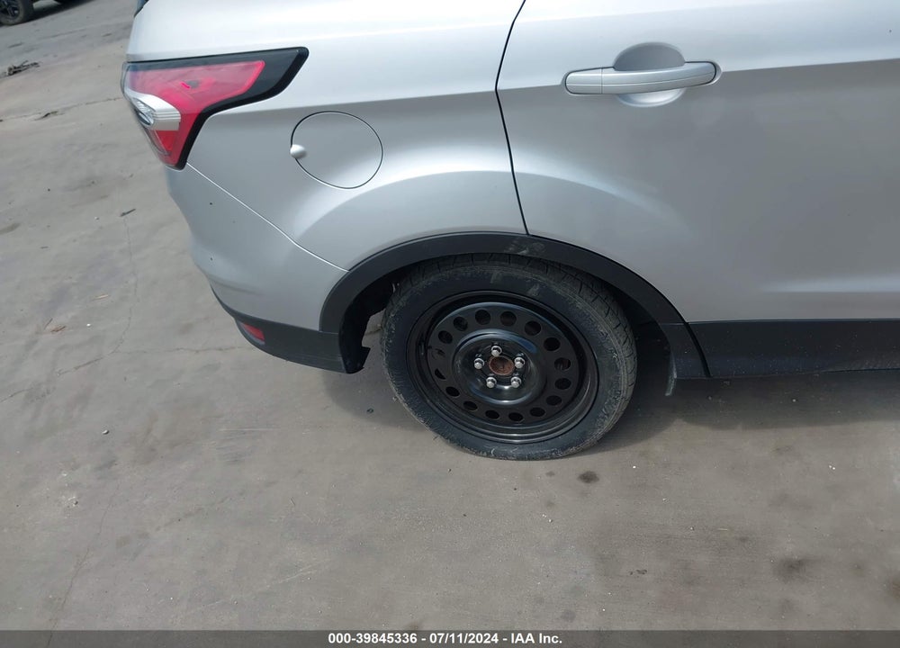 2017 FORD ESCAPE TITANIUM VIN: 1FMCU0J98HUC49418