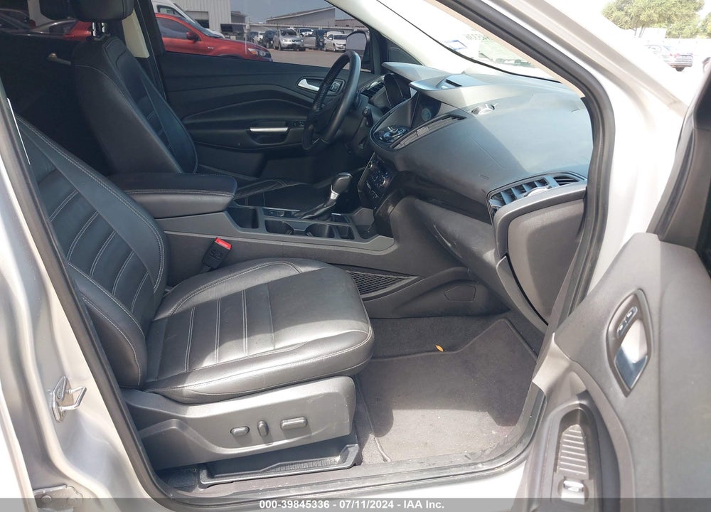 2017 FORD ESCAPE TITANIUM VIN: 1FMCU0J98HUC49418