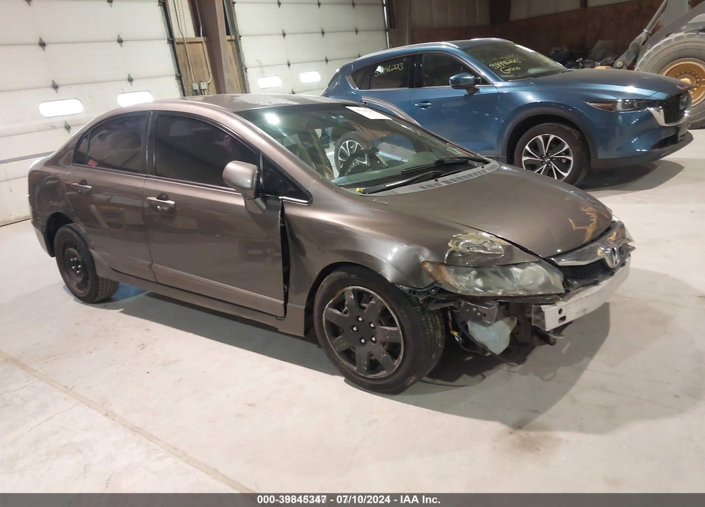 2010 HONDA CIVIC LX VIN: 2HGFA1F50AH587282