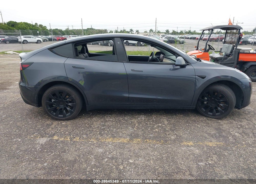 2021 TESLA MODEL Y LONG RANGE DUAL MOTOR ALL-WHEEL DRIVE VIN: 5YJYGDEE6MF185771