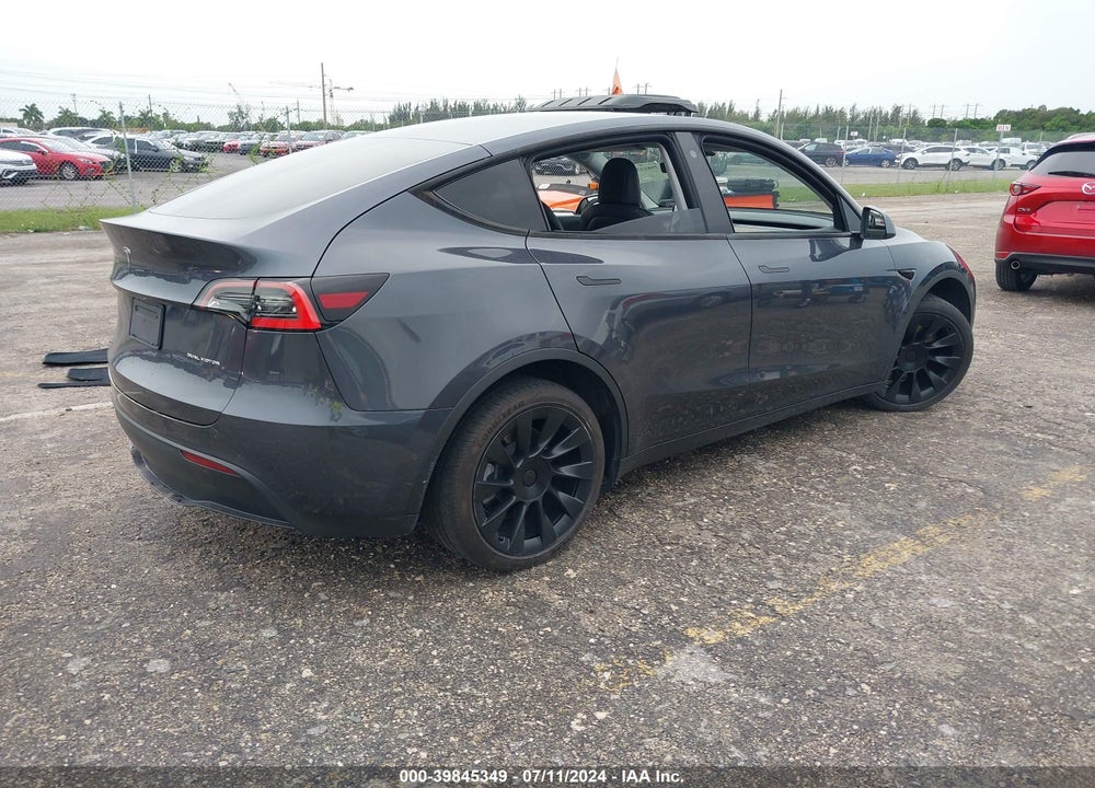 2021 TESLA MODEL Y LONG RANGE DUAL MOTOR ALL-WHEEL DRIVE VIN: 5YJYGDEE6MF185771