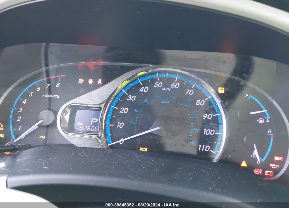 2013 TOYOTA SIENNA LIMITED V6 7 PASSENGER VIN: 5TDYK3DCXDS366683