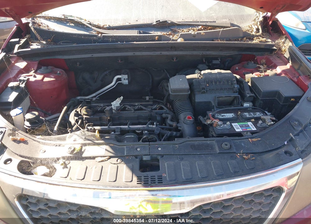 2011 KIA SORENTO LX VIN: 5XYKTDA10BG055138