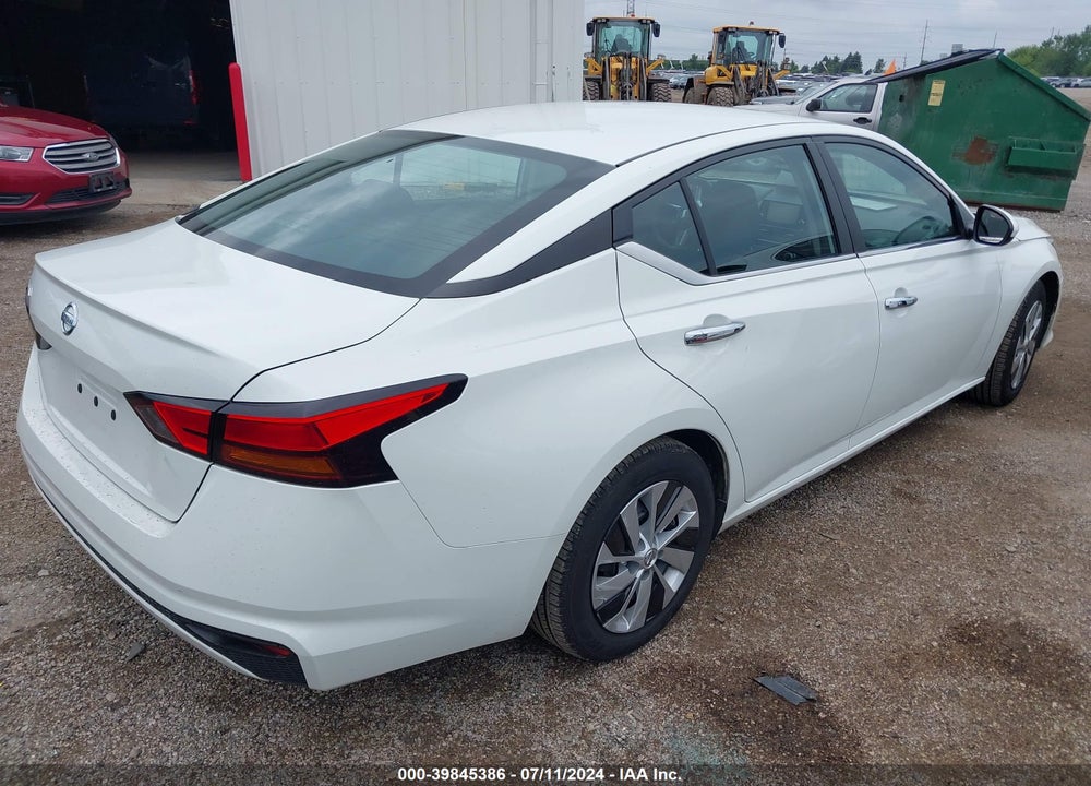 2022 NISSAN ALTIMA S FWD VIN: 1N4BL4BV7NN327222