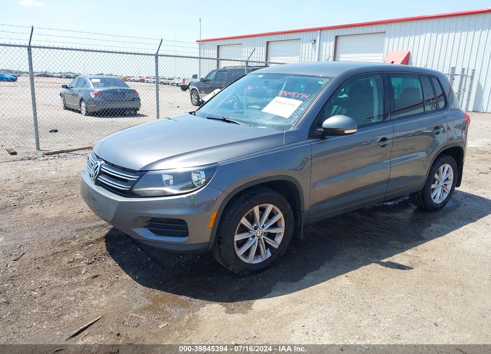 2014 VOLKSWAGEN TIGUAN SE VIN: WVGBV3AX2EW625202