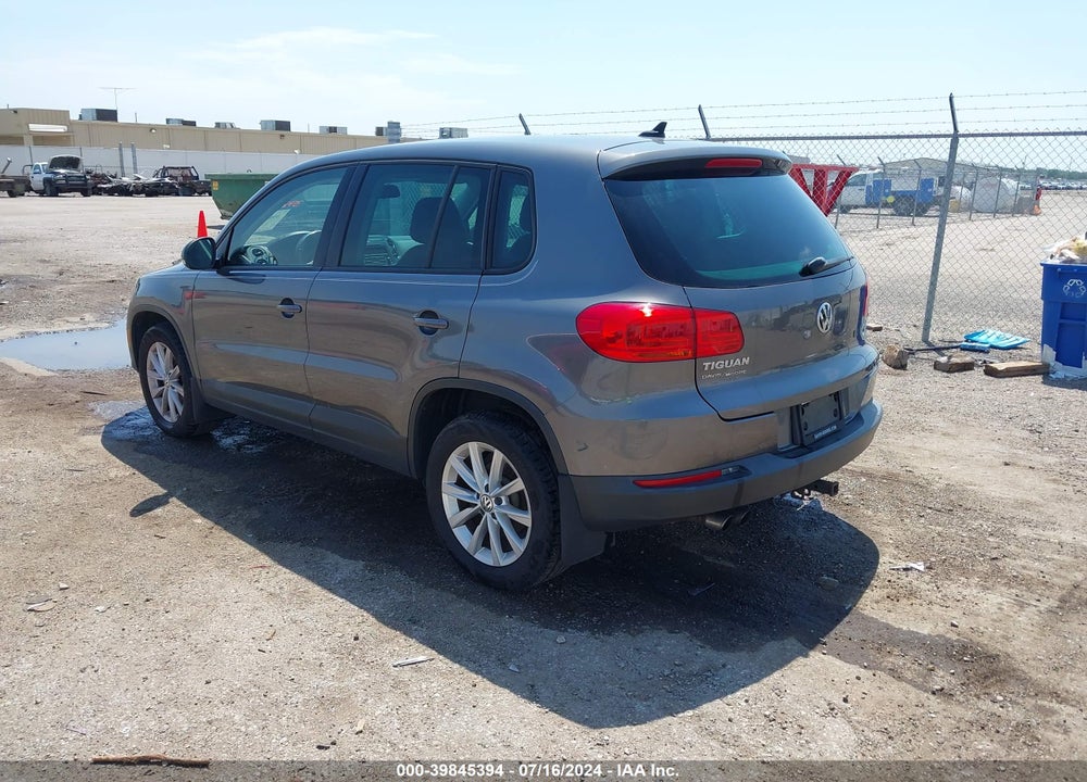 2014 VOLKSWAGEN TIGUAN SE VIN: WVGBV3AX2EW625202
