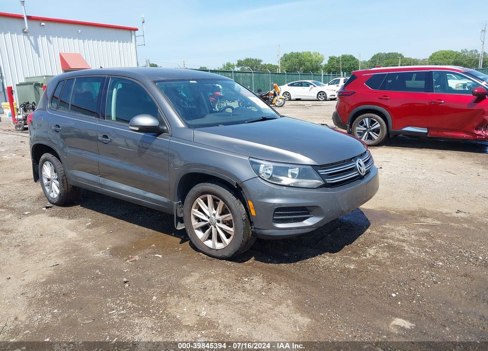 2014 VOLKSWAGEN TIGUAN SE VIN: WVGBV3AX2EW625202