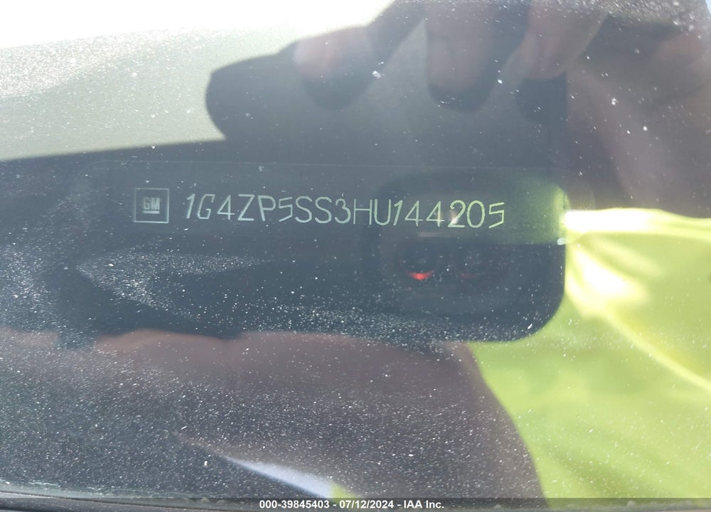 2017 BUICK LACROSSE ESSENCE VIN: 1G4ZP5SS3HU144205