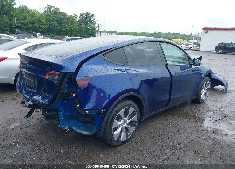 2023 TESLA MODEL Y AWD/LONG RANGE DUAL MOTOR ALL-WHEEL DRIVE VIN: 7SAYGDEE5PA023991