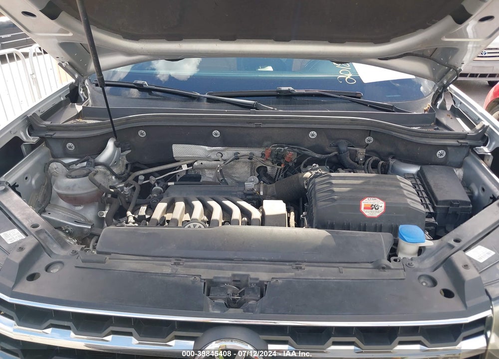 2018 VOLKSWAGEN ATLAS 3.6L V6 SEL PREMIUM VIN: 1V2NR2CA1JC541679