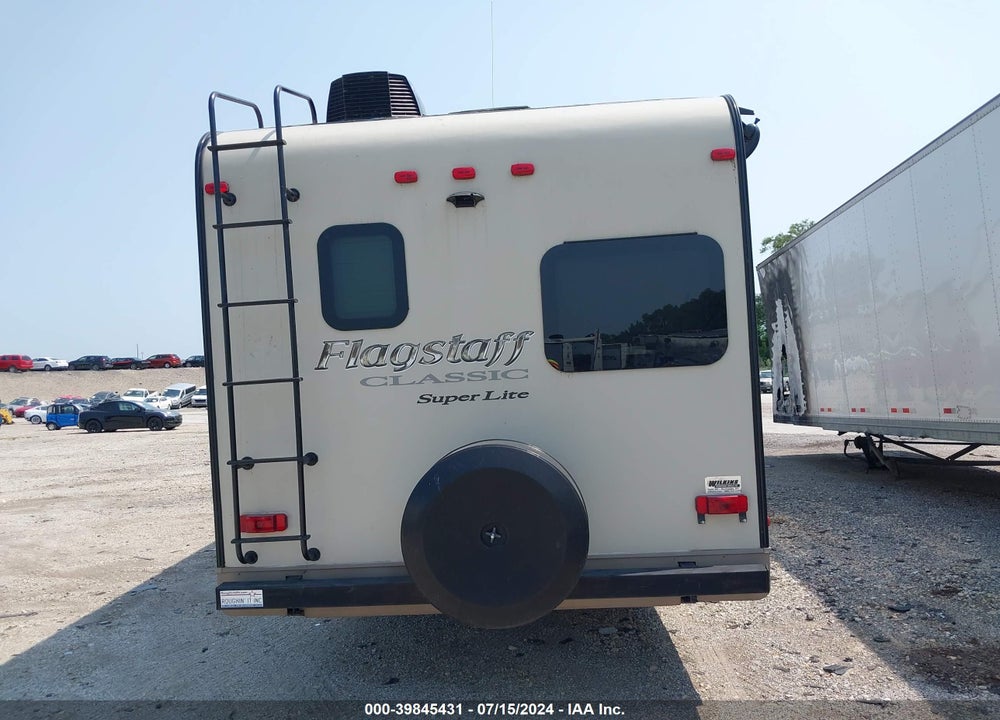 2016 FOREST RI FLAGSTAFF VIN: 4X4FFLD29G1868129