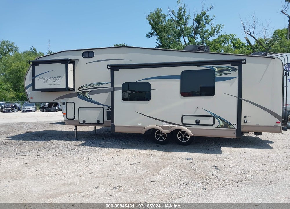 2016 FOREST RI FLAGSTAFF VIN: 4X4FFLD29G1868129