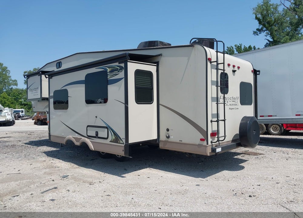 2016 FOREST RI FLAGSTAFF VIN: 4X4FFLD29G1868129
