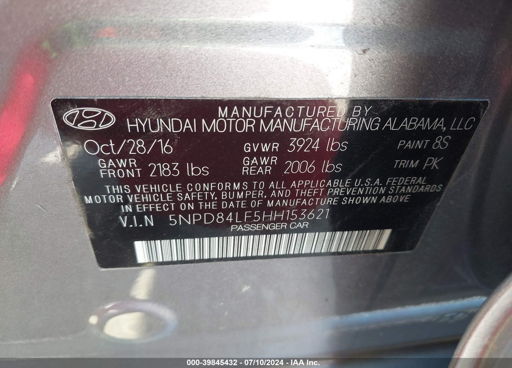 2017 HYUNDAI ELANTRA SE VIN: 5NPD84LF5HH153621