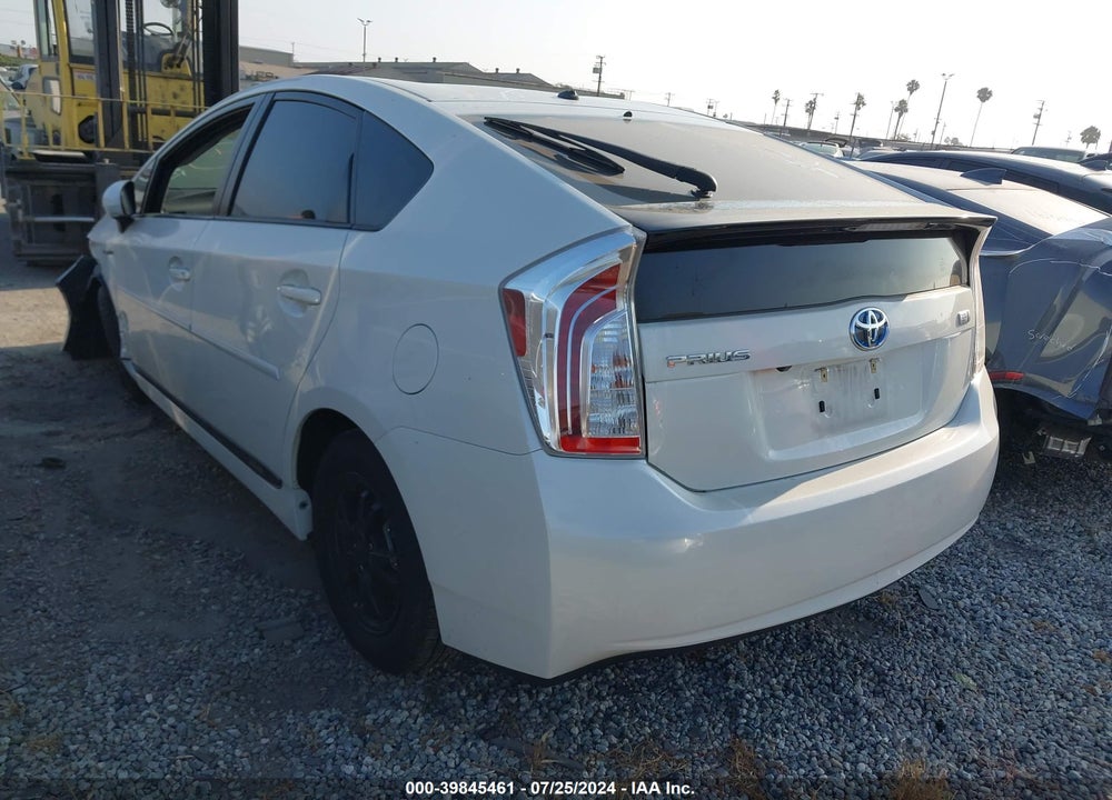 2015 TOYOTA PRIUS TWO VIN: JTDKN3DU4F0476253