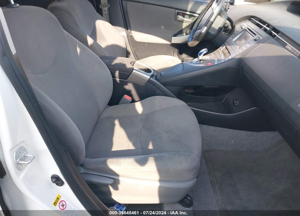 2015 TOYOTA PRIUS TWO VIN: JTDKN3DU4F0476253