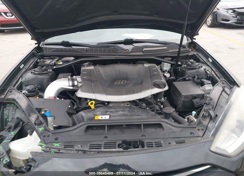 2014 HYUNDAI GENESIS 3.8 ULTIMATE VIN: KMHHU6KJ1EU120028