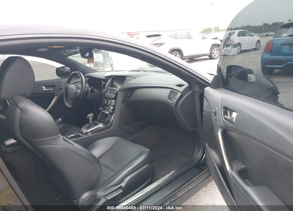 2014 HYUNDAI GENESIS 3.8 ULTIMATE VIN: KMHHU6KJ1EU120028