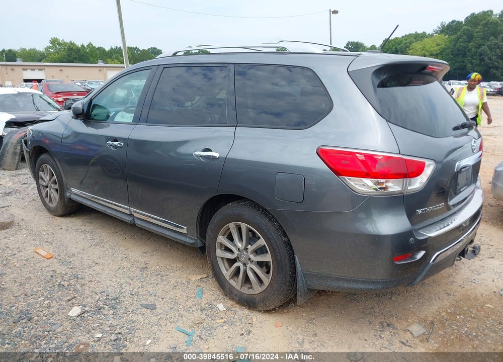 2015 NISSAN PATHFINDER SL VIN: 5N1AR2MM2FC630091