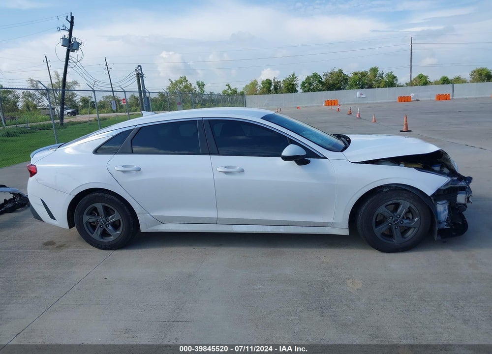 2022 KIA K5 LX VIN: 5XXG24J27NG102336