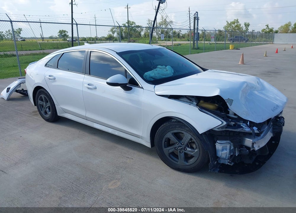 2022 KIA K5 LX VIN: 5XXG24J27NG102336