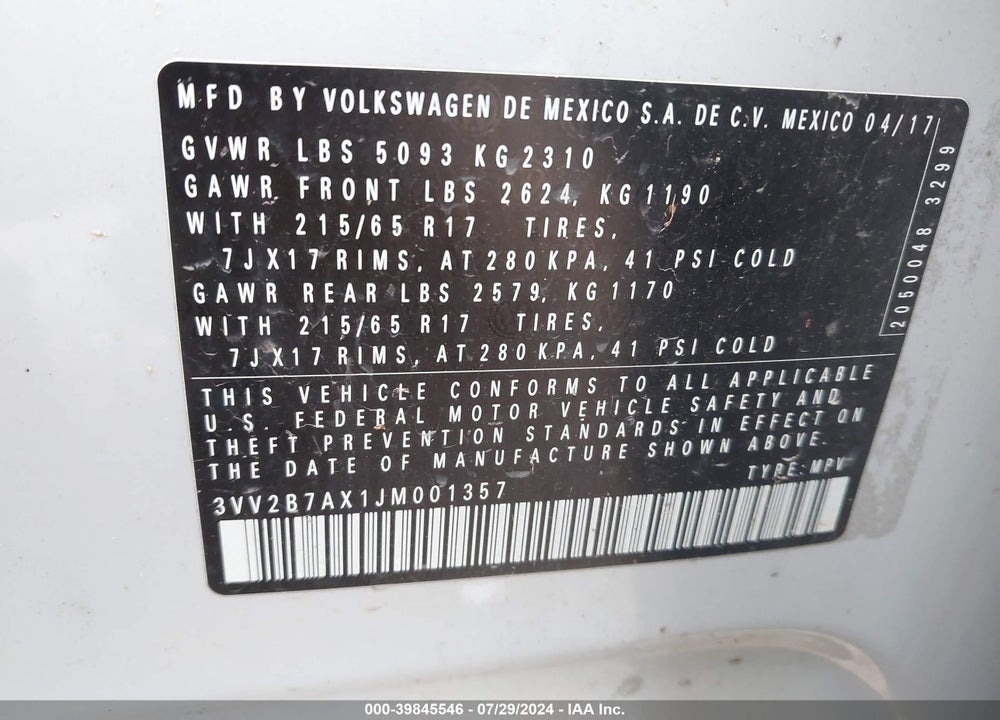 2018 VOLKSWAGEN TIGUAN VIN: 3VV2B7AX1JM001357