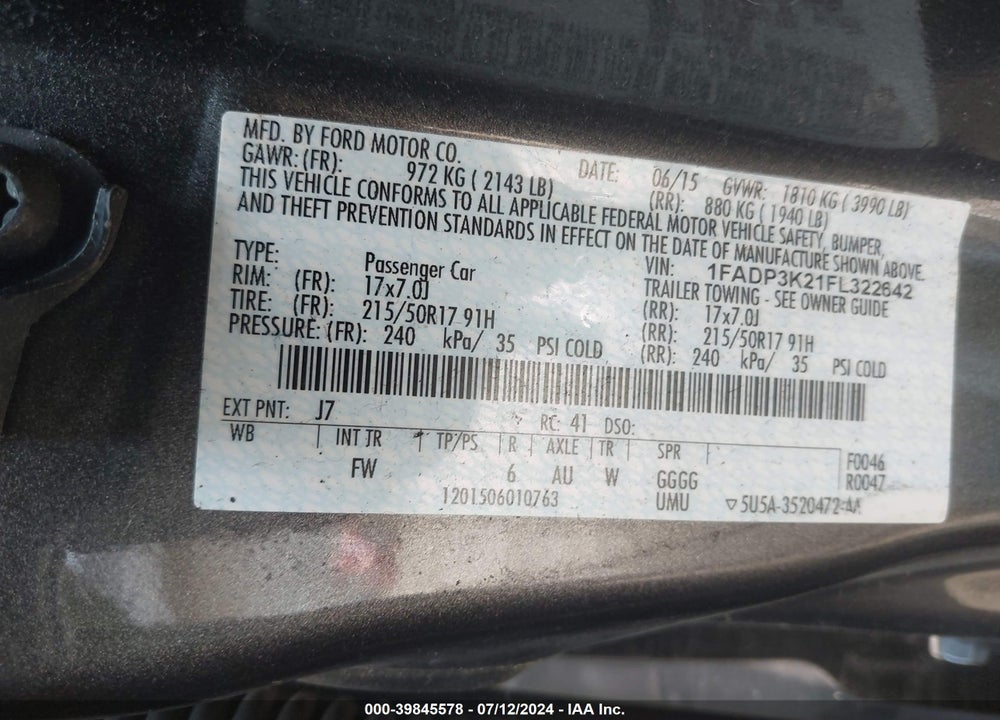 2015 FORD FOCUS SE VIN: 1FADP3K21FL322642