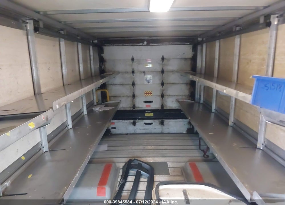 2015 ISUZU COMMERCIAL VAN VIN: JALB4T177F7W00412