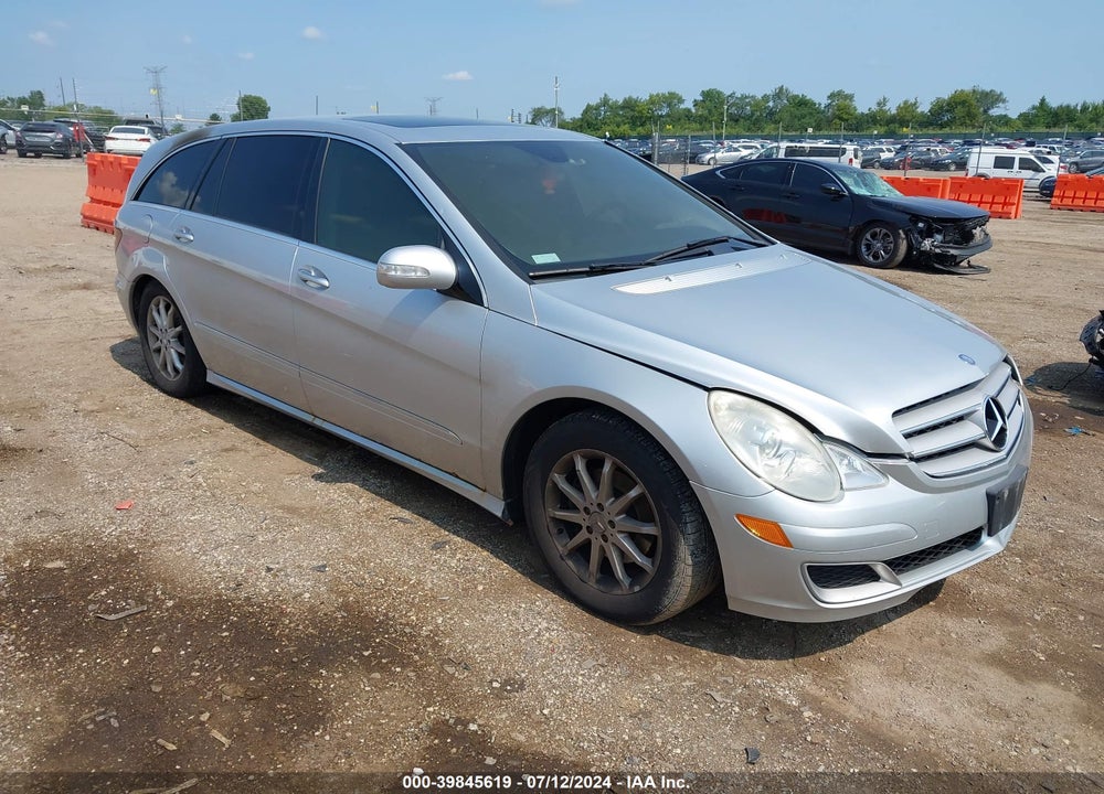 2006 MERCEDES-BENZ R 500 4MATIC VIN: 4JGCB75E86A008088