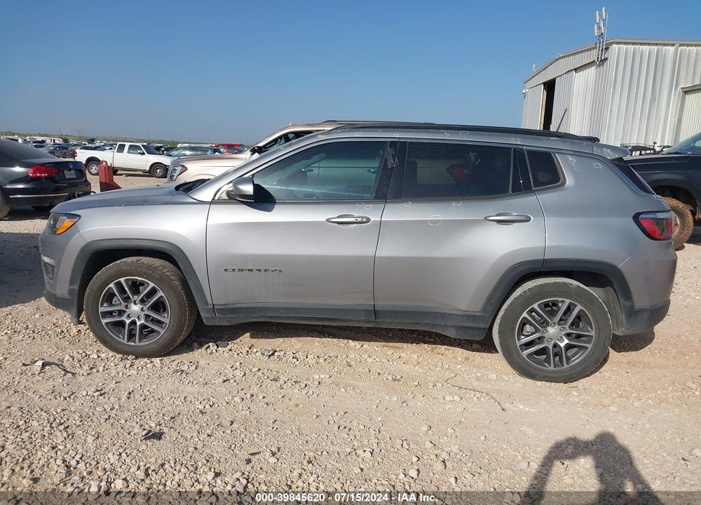 2018 JEEP COMPASS SUN AND WHEEL FWD VIN: 3C4NJCBB7JT494347