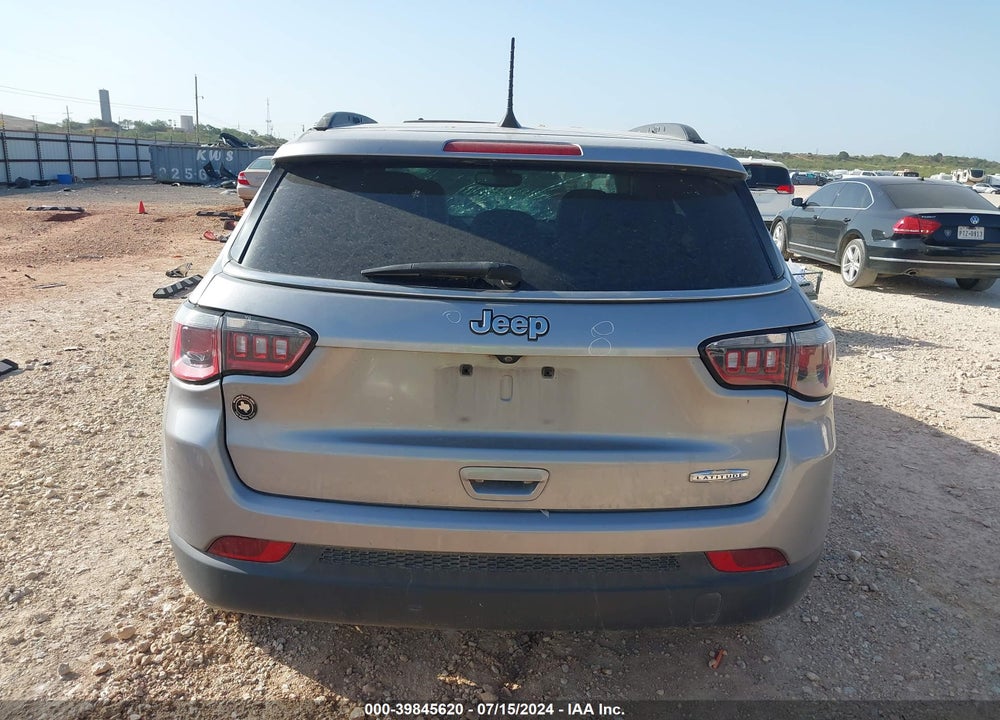 2018 JEEP COMPASS SUN AND WHEEL FWD VIN: 3C4NJCBB7JT494347