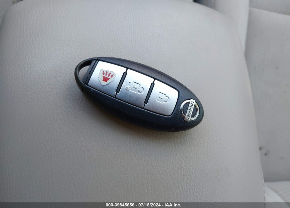 2015 NISSAN ROGUE SV VIN: 5N1AT2MK3FC910974