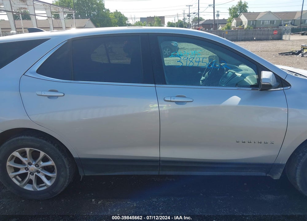 2018 CHEVROLET EQUINOX LT VIN: 2GNAXSEV2J6227948