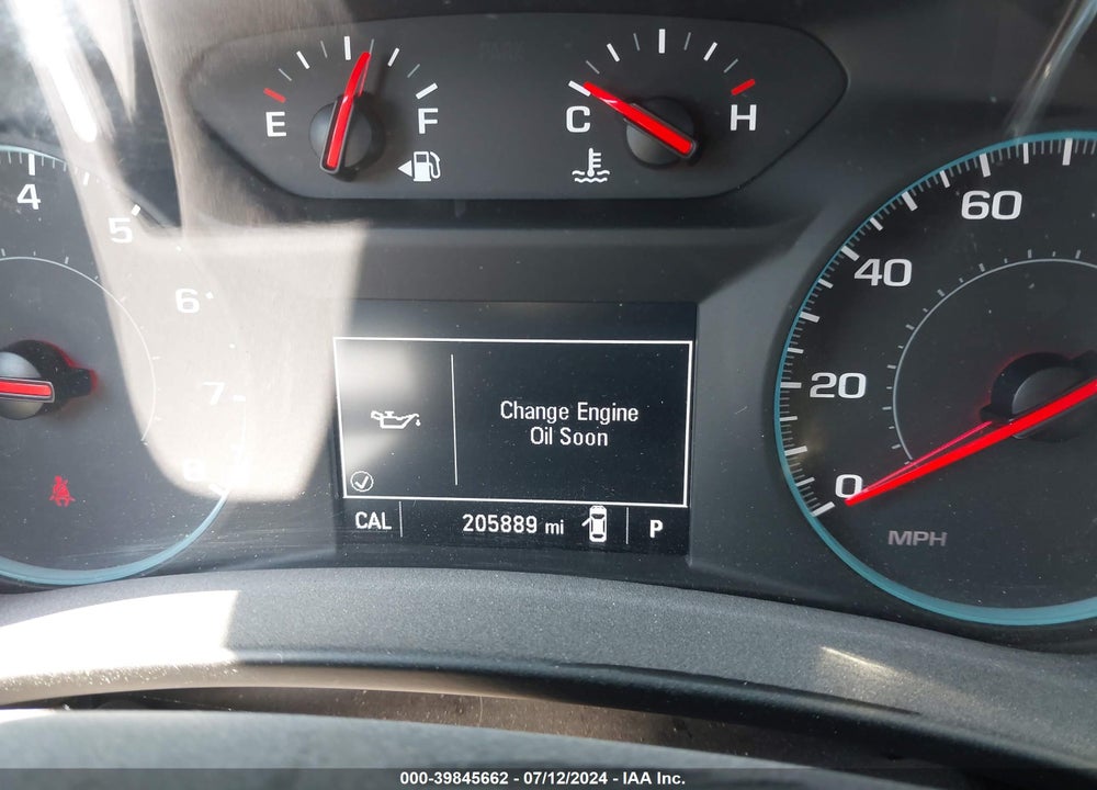 2018 CHEVROLET EQUINOX LT VIN: 2GNAXSEV2J6227948