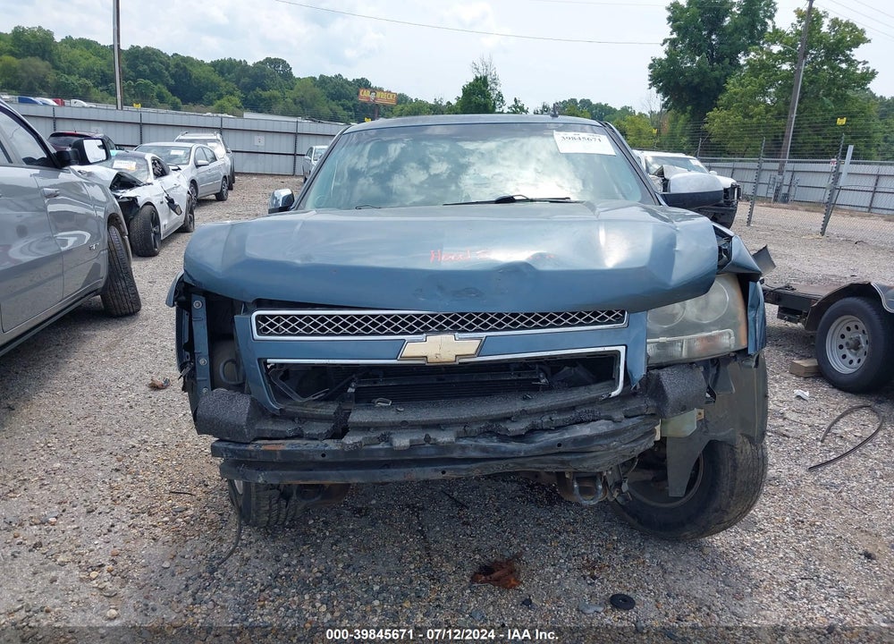 2008 CHEVROLET TAHOE LT VIN: 1GNFC13J58R237870