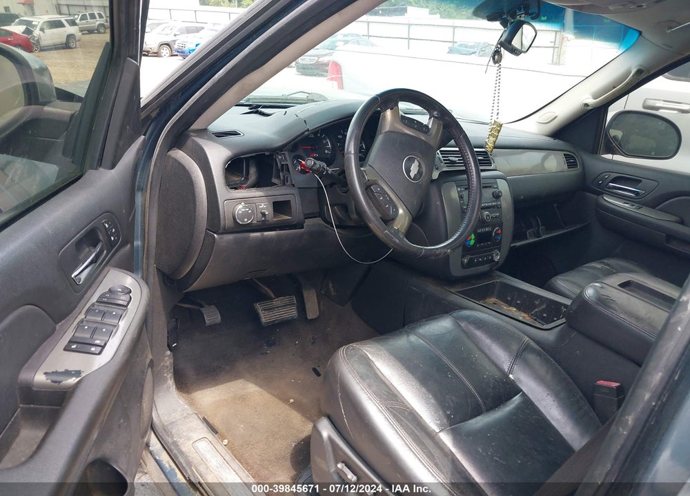 2008 CHEVROLET TAHOE LT VIN: 1GNFC13J58R237870