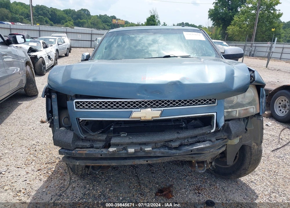 2008 CHEVROLET TAHOE LT VIN: 1GNFC13J58R237870