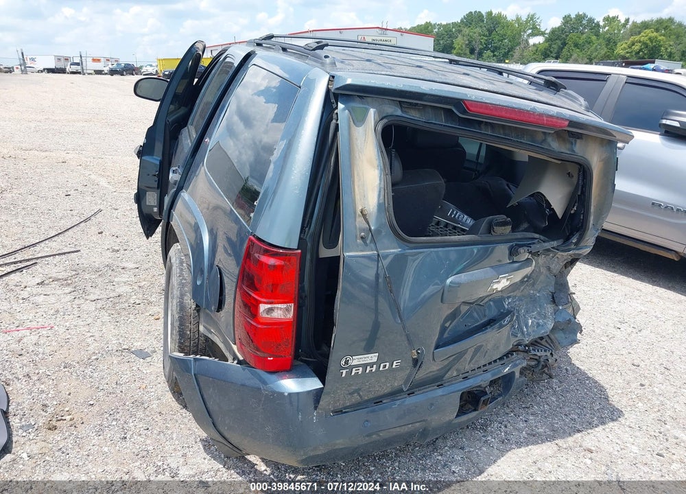 2008 CHEVROLET TAHOE LT VIN: 1GNFC13J58R237870