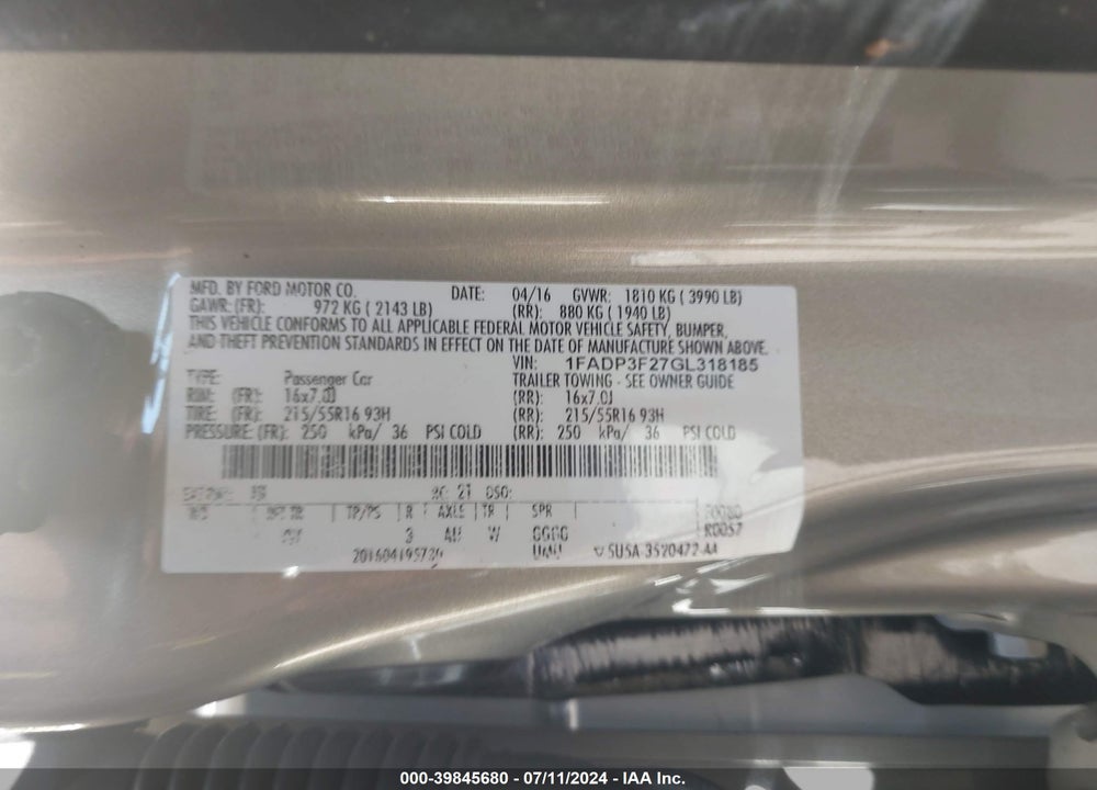 2016 FORD FOCUS SE VIN: 1FADP3F27GL318185