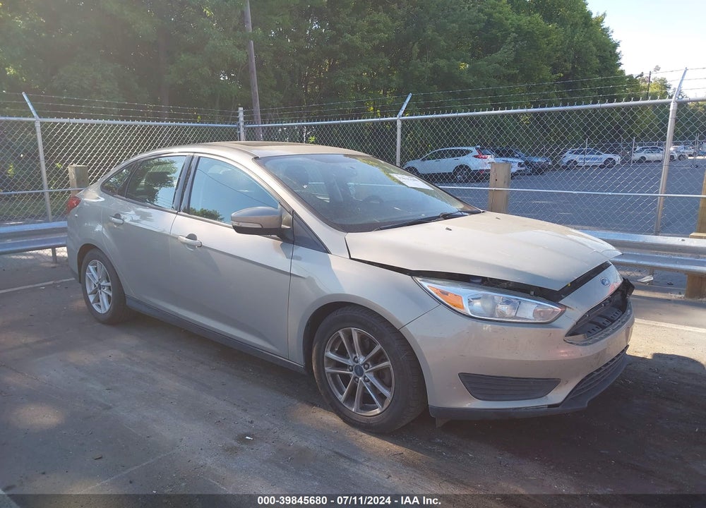 2016 FORD FOCUS SE VIN: 1FADP3F27GL318185