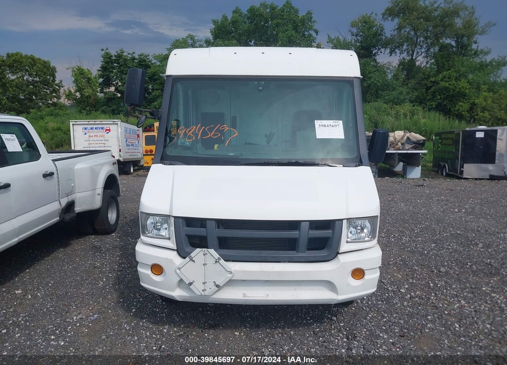 2013 ISUZU COMMERCIAL VAN VIN: JALB4T178D7W01243