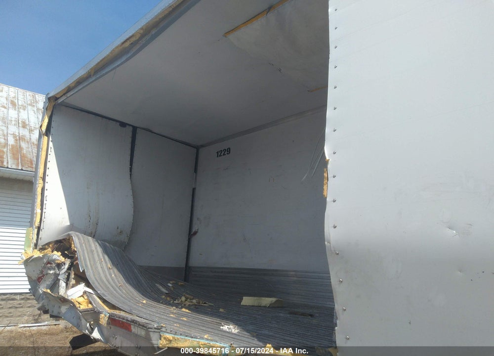 2015 UTILITY TRAILER MFG --- VIN: 1UYVS2536FM318223