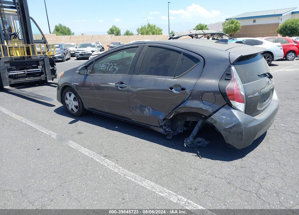 2015 TOYOTA PRIUS C TWO VIN: JTDKDTB34F1581723