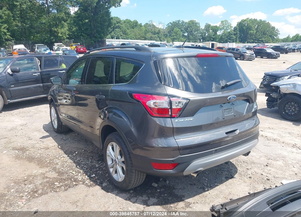 2018 FORD ESCAPE SE VIN: 1FMCU0GD7JUD39161