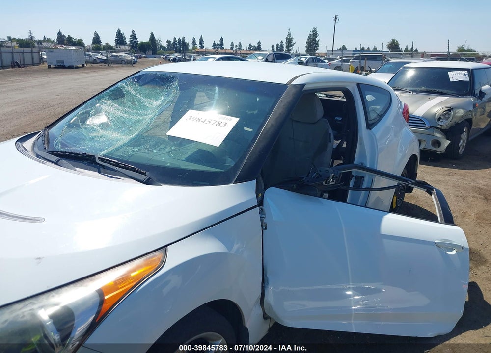 2013 HYUNDAI VELOSTER BASE W/GRAY VIN: KMHTC6AD1DU150489